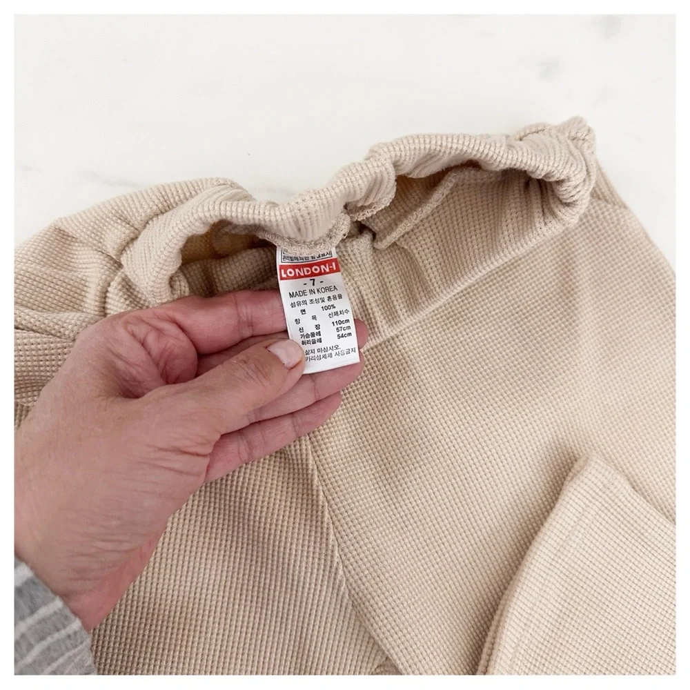 NWOT London Fog Tan kids Sweatsuit size 7 unisex‎